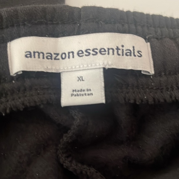 NWT Amazon Essentials Men's Fleece Black Jogger Pant, Size XL - Picture 5 of 7
